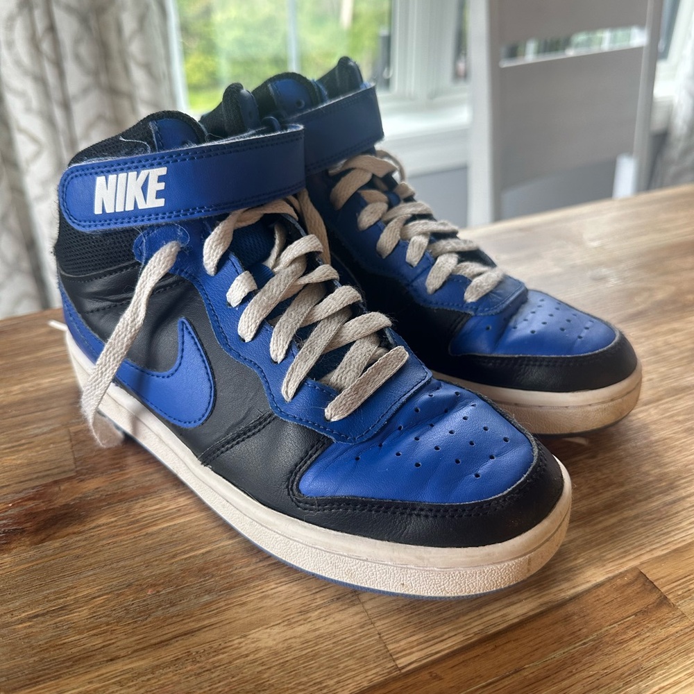 Nike Kids High-Top Sneakers in Blue and Black